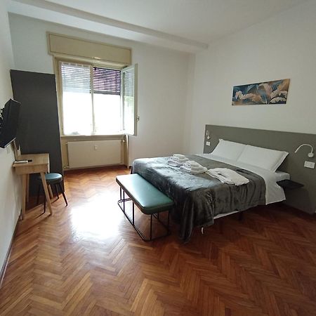 Megaride'S Dependance Hotell Como Exteriör bild