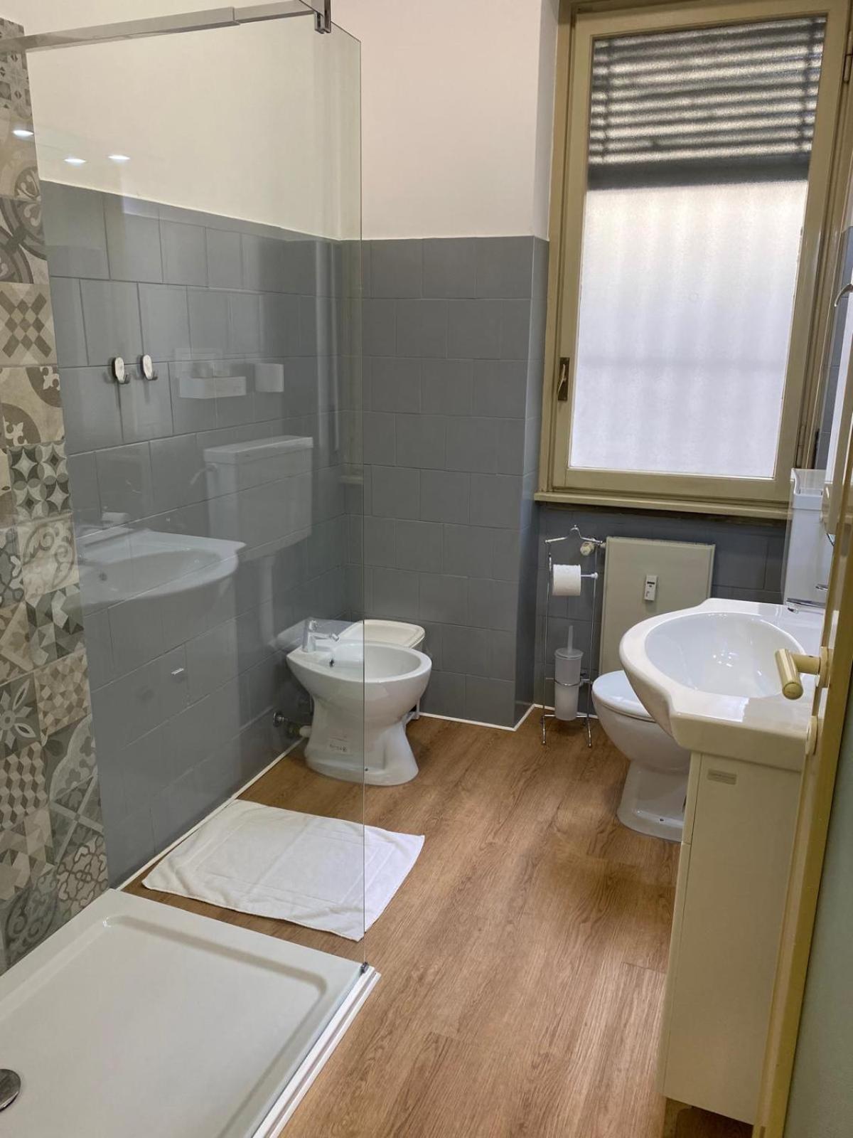 Megaride'S Dependance Hotell Como Exteriör bild